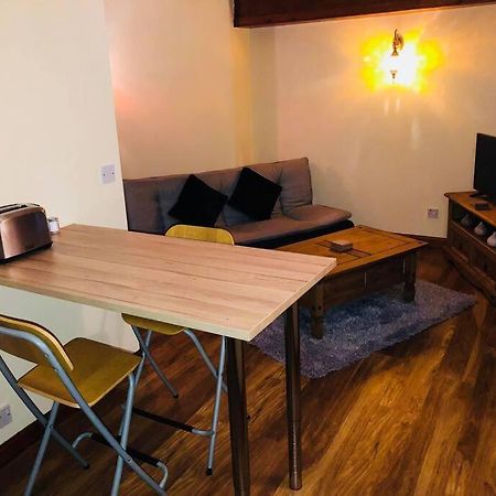 Vibrant Apartment At The Shore In Leith Edimburgo Exterior foto